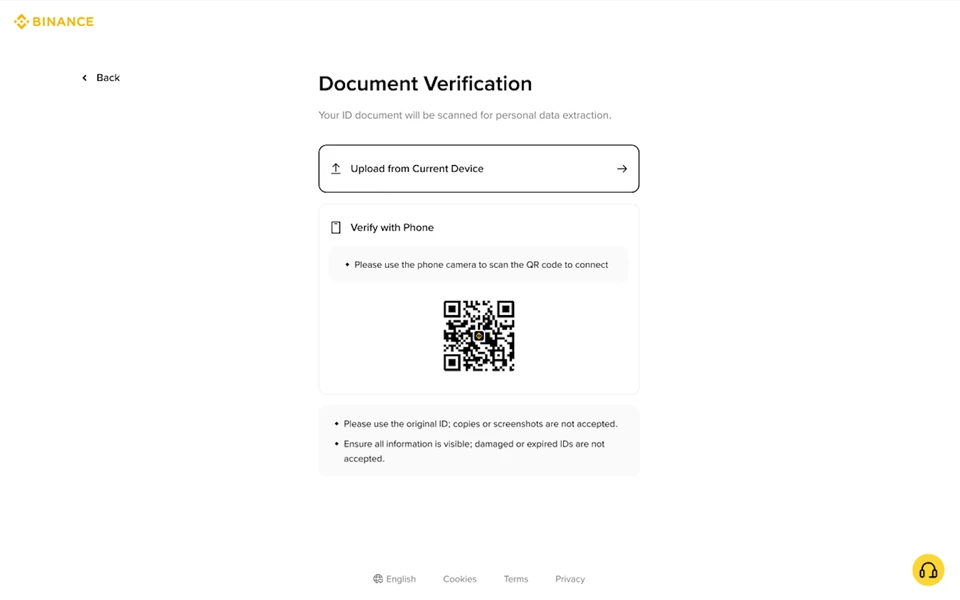 幣安證件驗證畫面:從目前裝置上傳,或掃描 QR code 改用手機驗證,並提示需用證件正本